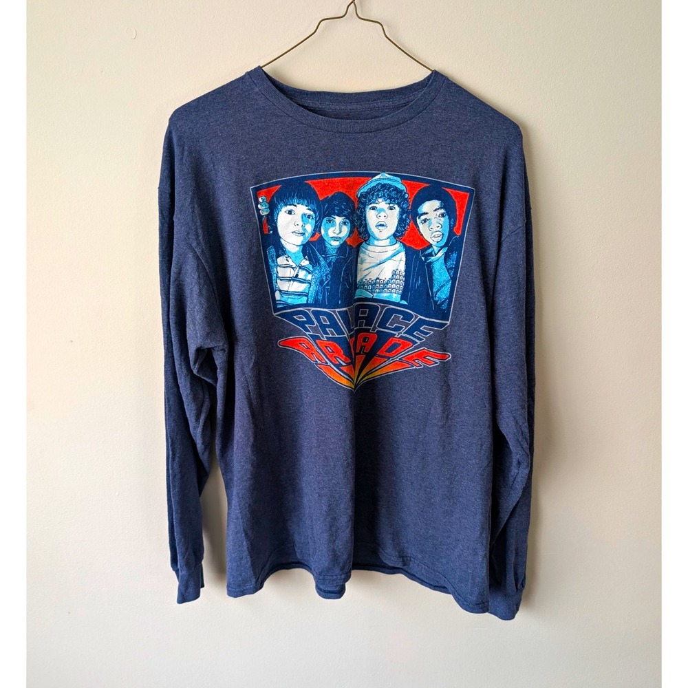 Stranger Things Palace Arcade Graphic Long Sleeve T-Shirt, Heather Gray XL